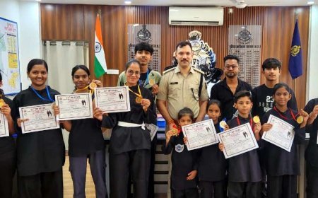 खेल उपलब्धि ! 12वीं स्टेट पेंचक सिलाट चैंपियनशिप में रतलाम का दम, खिलाड़ियों ने जीते कई पदक, SP अमित कुमार ने किया उत्साहवर्धन