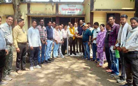 “मैं अधिकारी नहीं, आपका साथी हूं” -पदभार ग्रहण करने के बाद बोले नए DPC अखिलेश राजपूत, आजाद अध्यापक शिक्षक संघ ने किया स्वागत