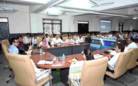 ये कैसी स्वेच्छाचारिता ! सीएम हेल्पलाइन व विभागीय समीक्षा बैठक में नहीं पहुंचे आबकारी, खेल और पेंशन अधिकारी, कलेक्टर बोले- तीनों को नोटिस जारी करो