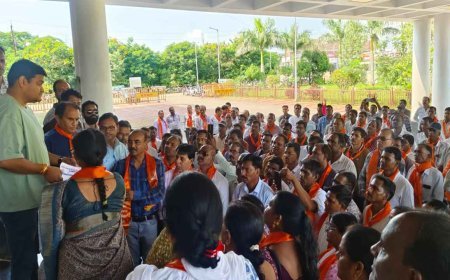 TET के विरोध में शिक्षकों ने किया उपवास, फॉर्म नहीं भरने की शपथ भी ली, अनिवार्यता खत्म करने के लिए मुख्यमंत्री के नाम सौंपा ज्ञापन